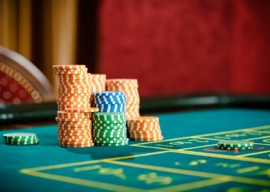obeng platform interface showing live casino tables and sportsbook markets