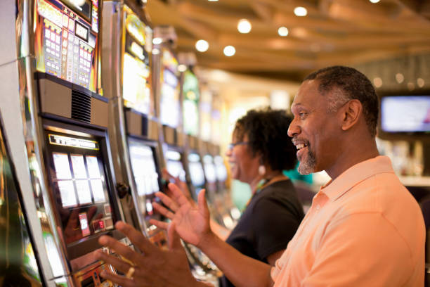 obeng live dealer table interface with multiple players